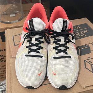 Nike Quest White and Coral Athletic Shoes